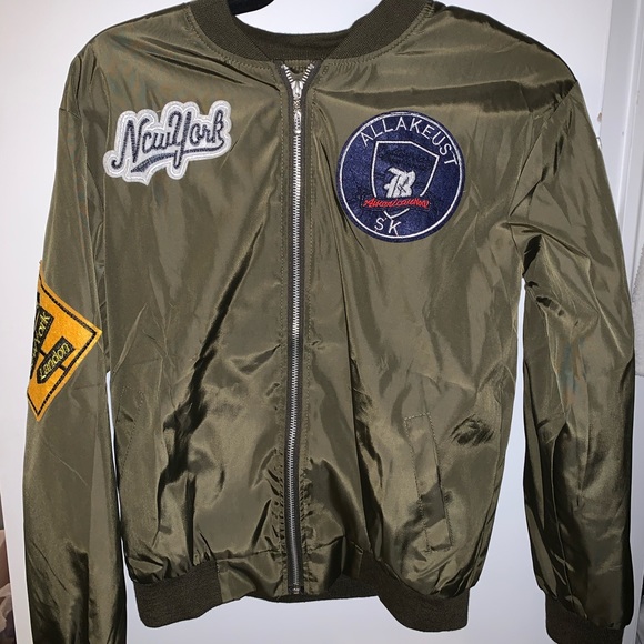 Zaful Jackets & Blazers - ZAFUL Embroidered Army Green Jacket